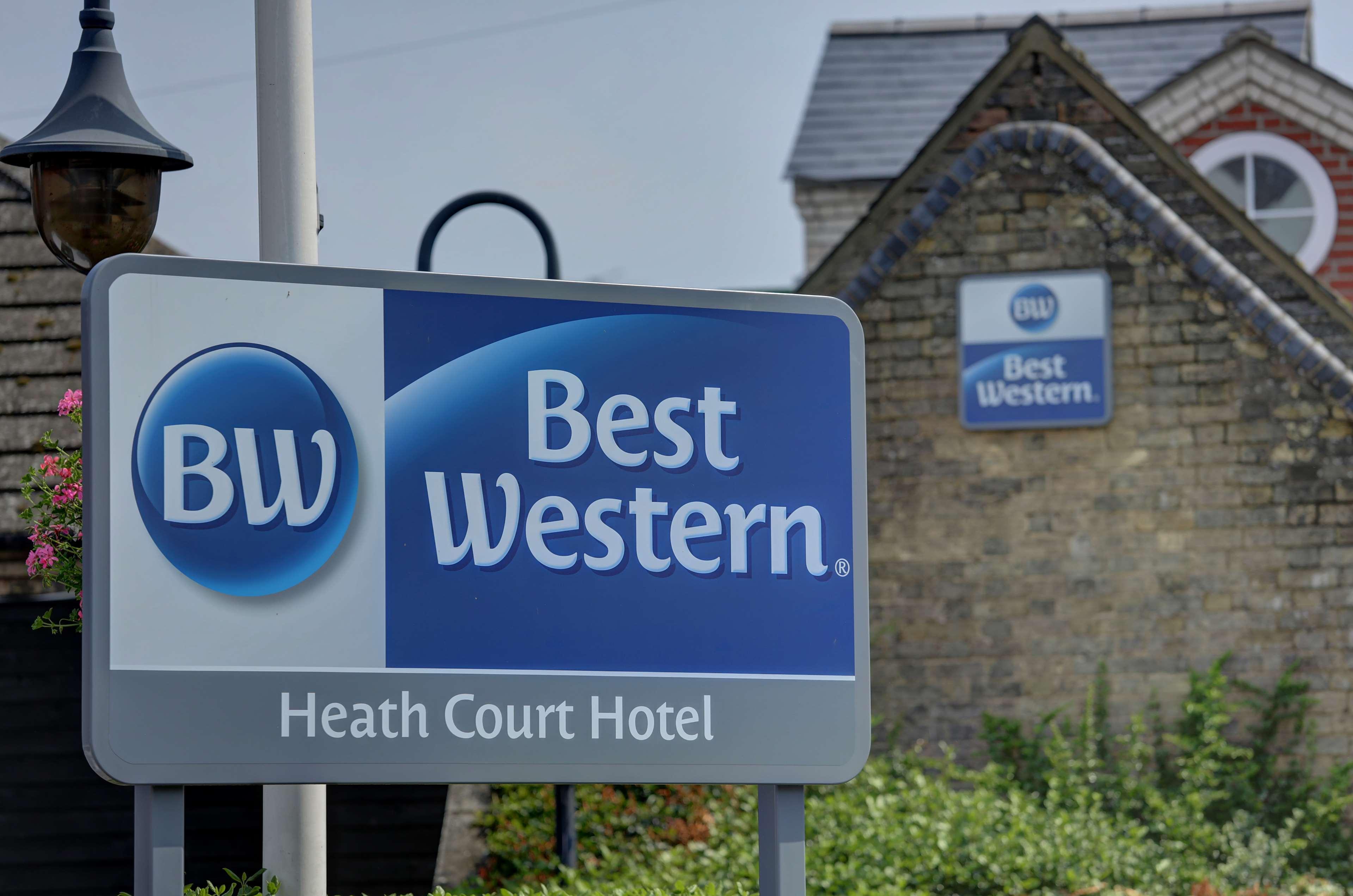 Best Western Heath Court Hotel Newmarket  Exterior foto